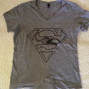Grey Seattle Seahawks simple tee